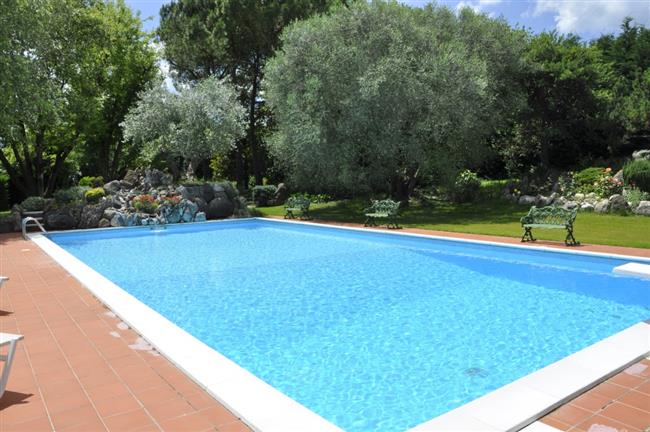 Holiday apartment with pool