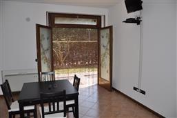 Living-kitchen with balcony
