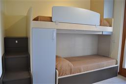 Bunk beds + 1 extractable bed