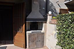 Outside/Exterior